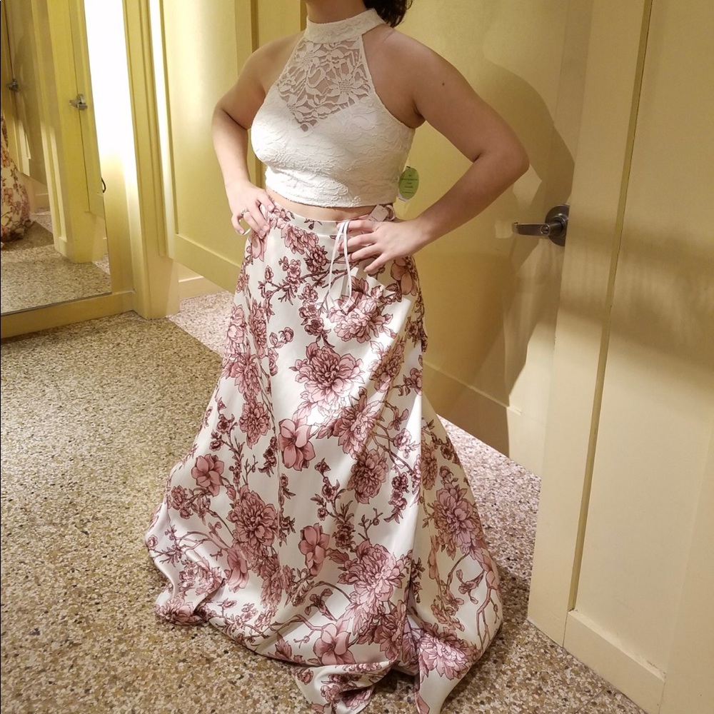 Lace and Floral two piece Prom formal Dress
